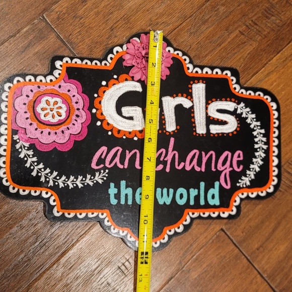 Girls Can Change the World' picture/plaque. 15.75' by 11.75' - Picture 5 of 9